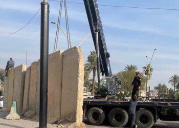 المباشرة بإغلاق منطقة الأعظمية