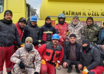انتهاء مهام فريق البحث والإنقاذ في تركيا وعودته الى العراق