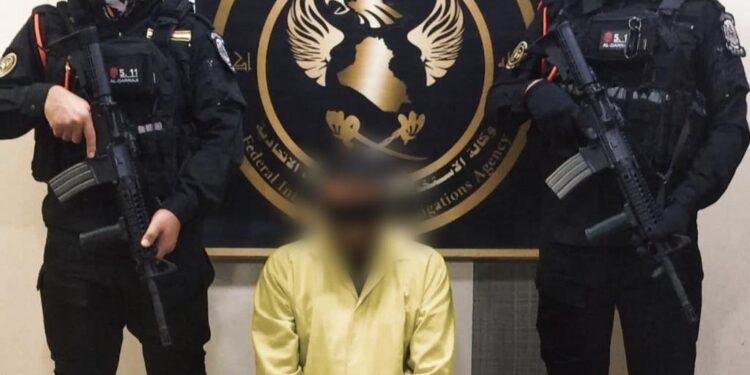 القبض على متهمين بـــ(تفجير عبوات ناسفة وعمليات قتل) في بغداد وبابل