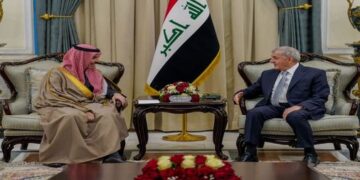 رئيس الجمهورية يستقبل وزير الخارجية السعودي
