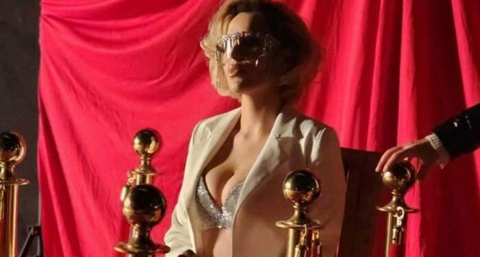 راقصة تونسية تعلن الترشح للرئاسة