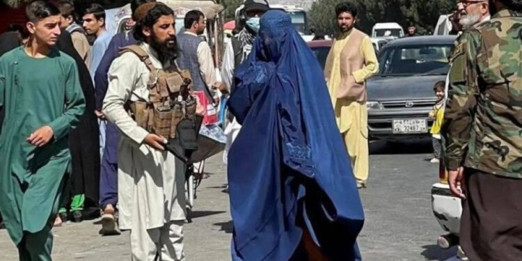 طالبان تحــظر موانع الحمل ,,, “مؤامرة غربية لتقليل المسلمين”