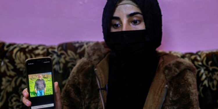 هربنا من الحرب لنموت في زلزال ,, عراقية تنعي أسرتها في تركيا