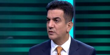 العمل على 4 مشاريع لتطوير مؤسسات الدولة