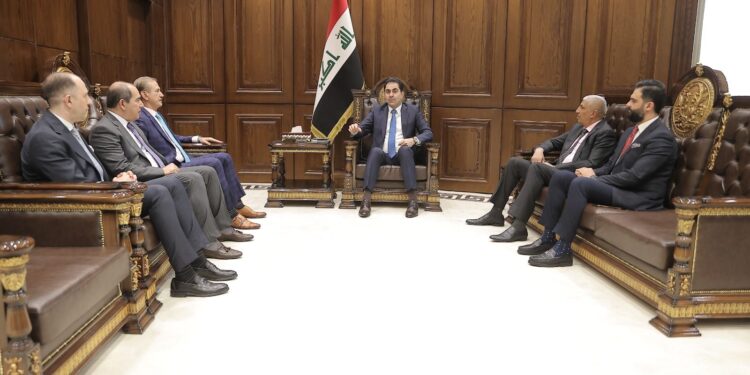 المندلاوي يلتقي رئيس وأعضاء رابطة المصارف الخاصة