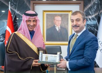 السعودية تودع 5 مليارات دولار لدى البنك المركزي التركي