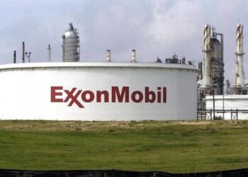 كشف أسباب بيع اكسون موبيل حصتها في حقل غرب القرنة