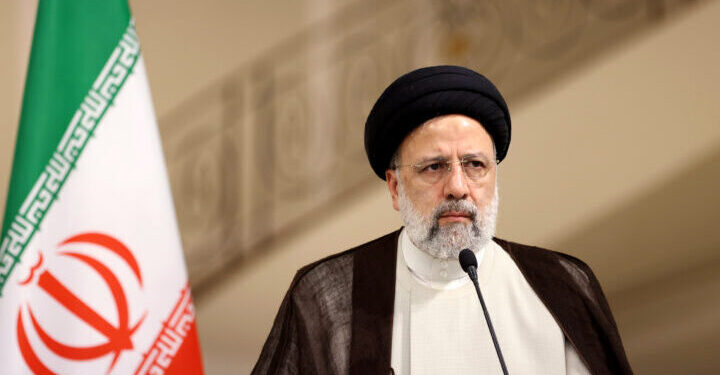 رئيســي يتلقى دعوة من العاهل السعودي لزيارة الرياض