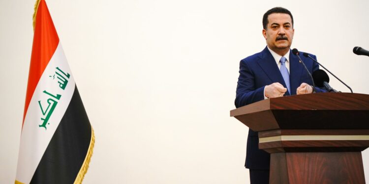 السوداني .. الاختناقات المرورية باتت مشكلة نفسية يعاني منها المواطن البغدادي