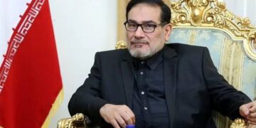 الاعلان عن الهدف من “زيارة شمخاني” العراق بعد الإمارات والصين