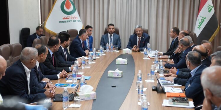 العراق يسعى لزيادة المنافع الاجتماعية إلى 10 ملايين $