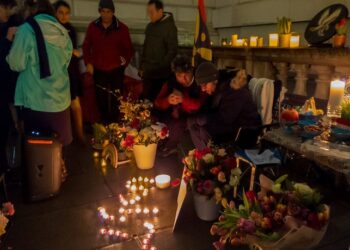 إيراني بريطاني يضرب عن الطعام حتى حظور الحرس الثوري