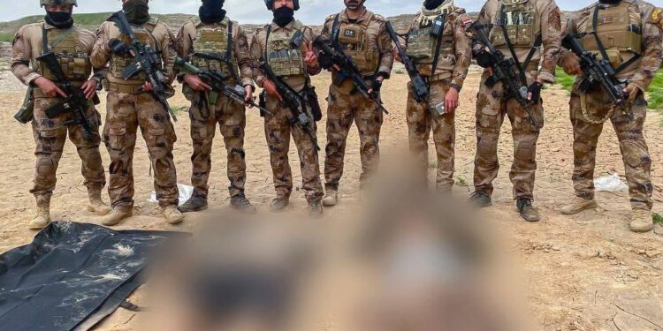 طائرات F-16 العراقية تدك إرهابيين في طوزخورماتو