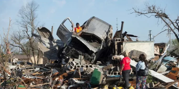 اعلان حالة الطوارئ في ولاية ميسيسيبي الامريكية بعد الإعصار