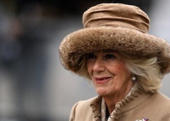 الملك تشارلز يفاجئ الجميع بمنح زوجته لقبا جديدا