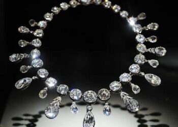 أشهر 10 جواهر على مدار التاريخ