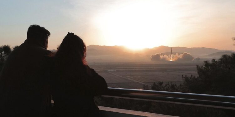 كوريا الشمالية ..800 ألف شخص تطوعوا في الجيش لقتال أميركا