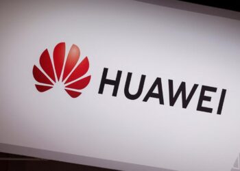 هـــواوي”تتجاوز الحظر” وتستبدل آلاف المكونات الأميركية بنسخ صينية