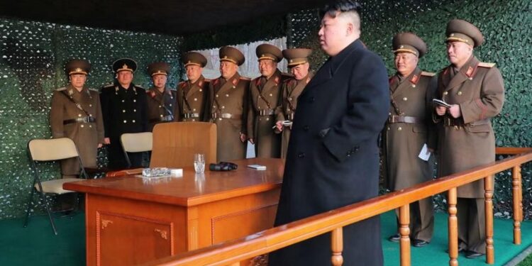 كيم جونغ أون قاد مناورات “تحاكي هجوما نوويا مضادا”