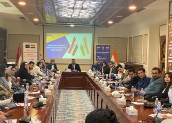 السفير الهندي يطرح على طاولة “نقاش عراقية التجربة الهندية في التعايش السلمي والتقدم والتنمية”