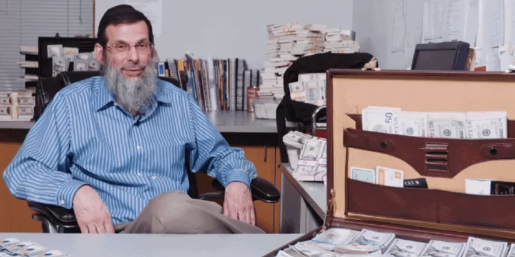 ريتشارد ربابورت صاحب أكبر شركة لتزوير الدولار في العالم