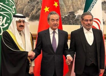 هل تنسحب أمريكا من الخليج وتركز على أوروبا ؟ “بعد الوساطة الصينية بين السعودية وإيران”