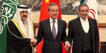 هل تنسحب أمريكا من الخليج وتركز على أوروبا ؟ “بعد الوساطة الصينية بين السعودية وإيران”