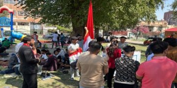 متظاهرون محتجون على “قانون انتخابات مجالس المحافظات” يواصلون اعتصامهم