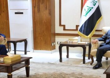 وزير التخطيط يستقبل سفير المملكة المتحدة