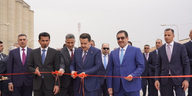 السوداني يفتتح سايلو أم قصر بمحافظة البصرة