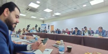 فريق دولي يلتقي بمجموعة من الصحفيين لتأسيس خط مساعدة للصحفيات العراقيات “برعاية يونسكو العراق”