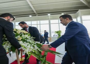 السوداني يزور ضريح الرئيس الراحل جلال طالباني