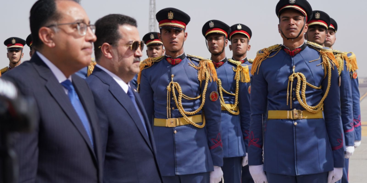 السوداني يصل الى القاهرة