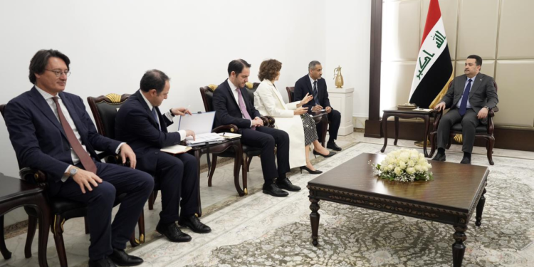 السوداني يلتقي المديرة العامة لمنظمة اليونسكو