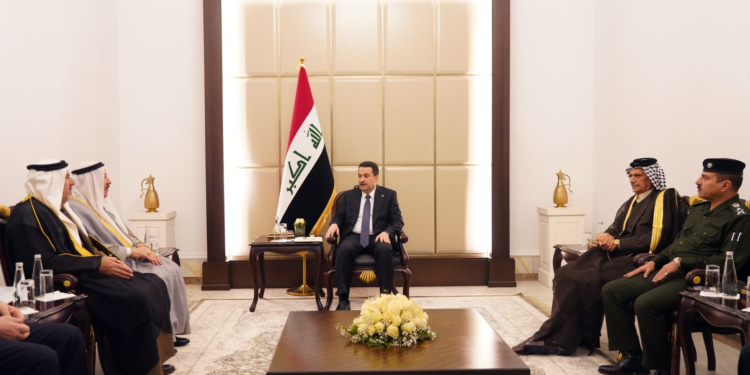 السوداني يستقبل وفداً من أهالي محافظة ديالى