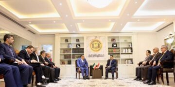 الأعرجي وشمخاني يؤكدان أهمية “حل المشكلات التي تعترض أمن الحدود”