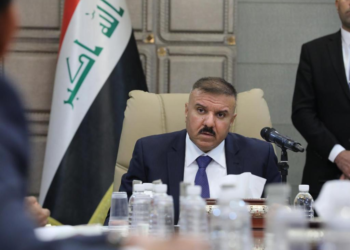 وزير الداخلية يترأس اجتماع لجنة (اعادة الاستقرار والأمن المجتمعي) في ديالى