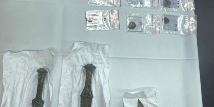 العراق يتسلم مجموعة قطع أثرية من سويسرا