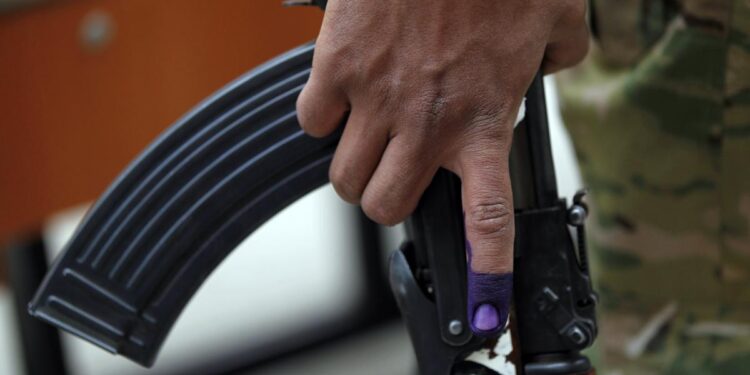 وفقًا لـمؤشر الديمقراطية ,,, (النظام العراقي استبدادي)