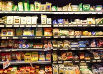 80 % من منتجات كبرى العلامات التجارية للأطعمة “غير صحية”