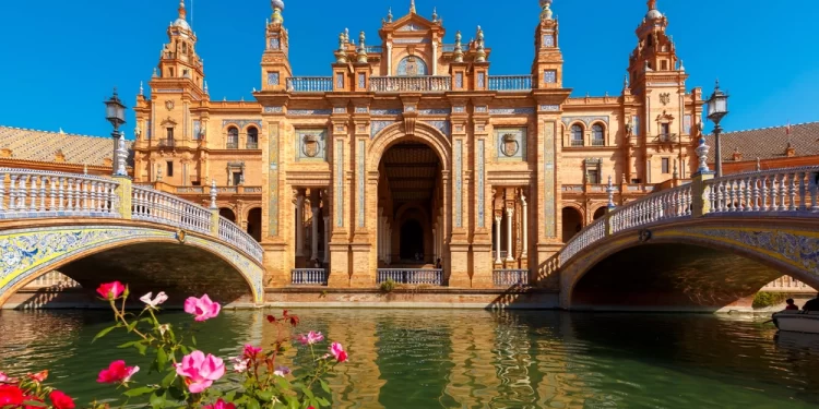 أسماء 6 دول ومدن أجنبية أصلها عربي