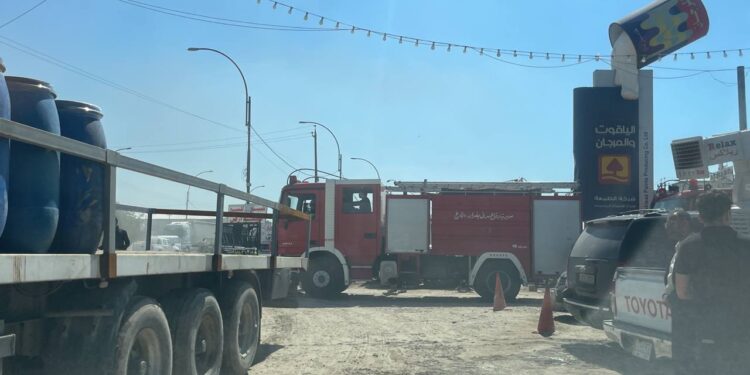 إخماد حريق كبير في معمل جنوبي بغداد