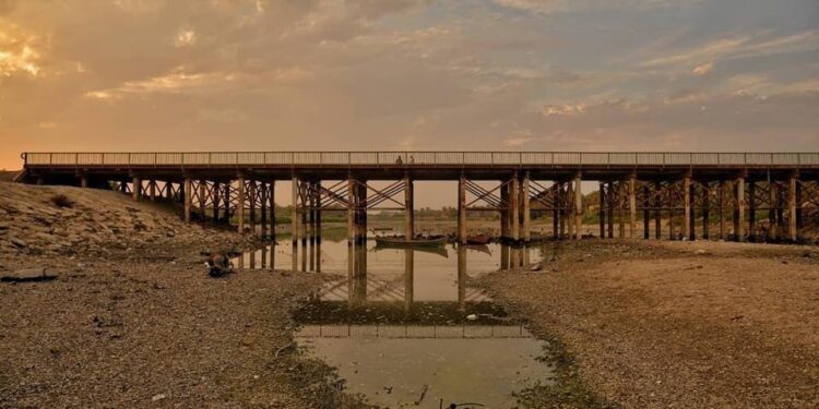 ماء نهر قضاء الإصلاح شحيح وغير صالح للاستخدام البشري والزراعة