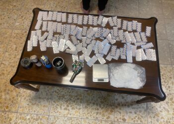 مداهمة في شارع فلسطين .. اعتقالات وضبط متفجرات ومواد مخدرة