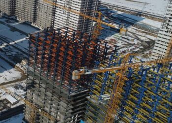 إيران تتفاوض مع شركات صينية لــتنفيـــذ مشاريع السكن