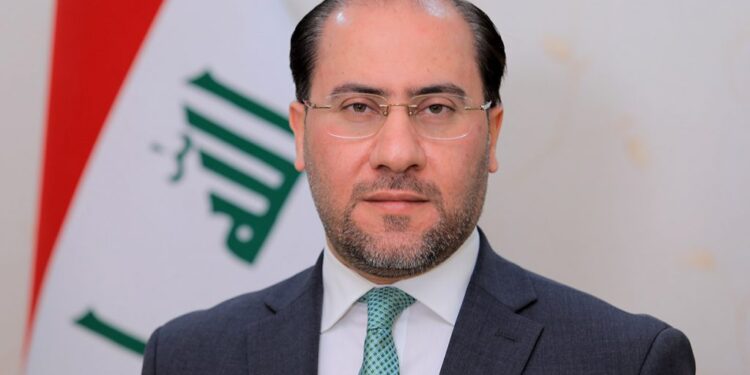 إعادة 82 عراقياً من مناطق الزلازل بتركيا إلى البلاد غداً