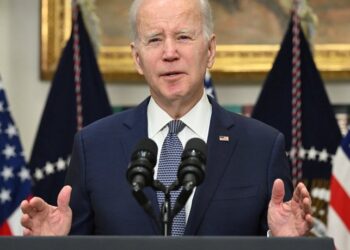 بايدن .. “ودائعكـــم فـــي أمــــان”