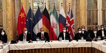 ايران تبدي استعدادها للعودة الى المفاوضات النووية بمشاركة امريكا