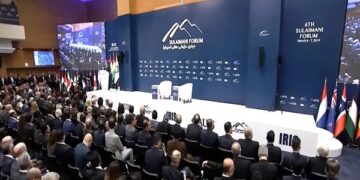 النزاهة تبين أسباب تعثر محاربة الفساد ورئيس وزراء أسبق يوضح سبب دفع المواطن للرشوة