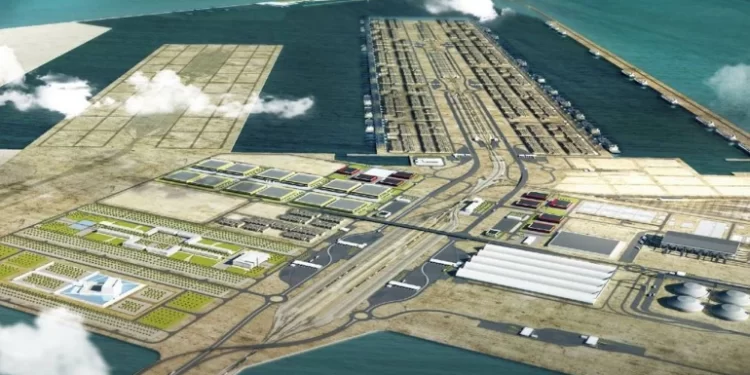 ميناء الفاو يفــــوق قناة السويس في “قدرة استيعاب سفن الشحن”